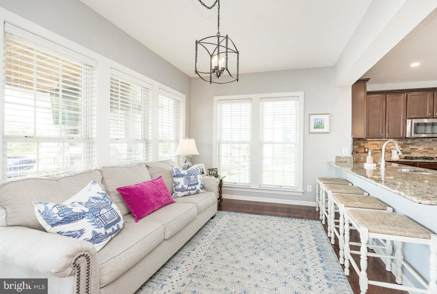 112 Bolero Dr