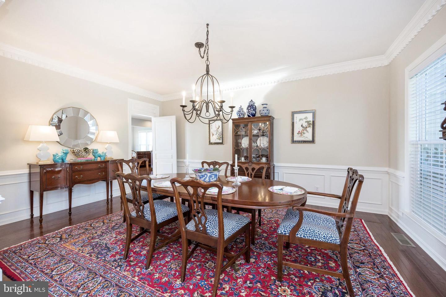 112 Bolero Dr