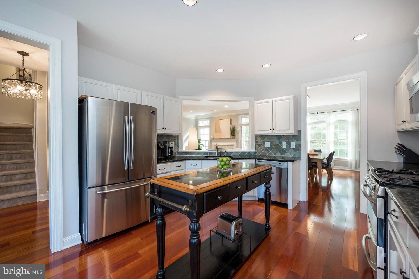 312 Lea Dr