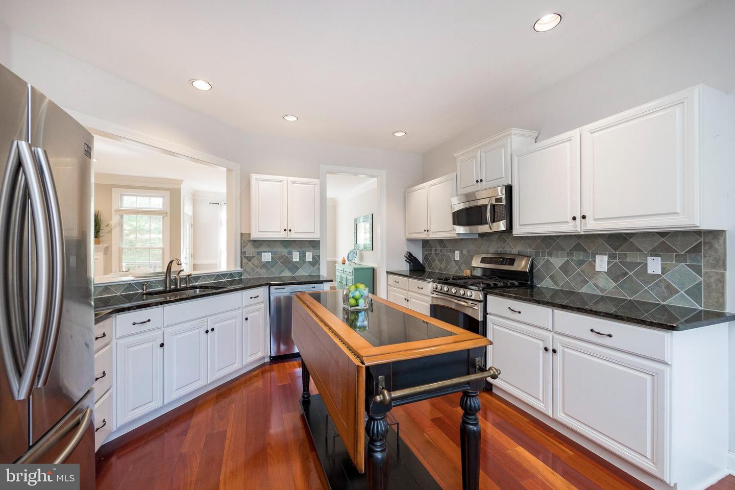 312 Lea Dr