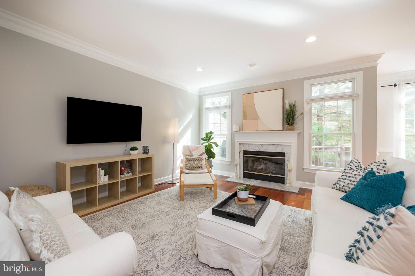 312 Lea Dr