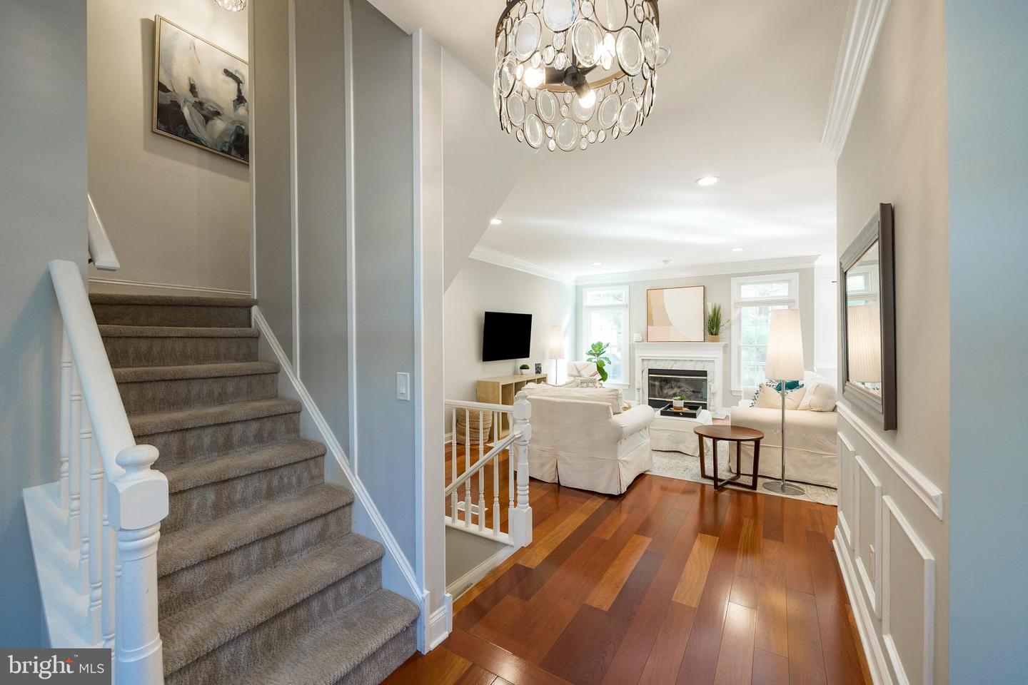 312 Lea Dr