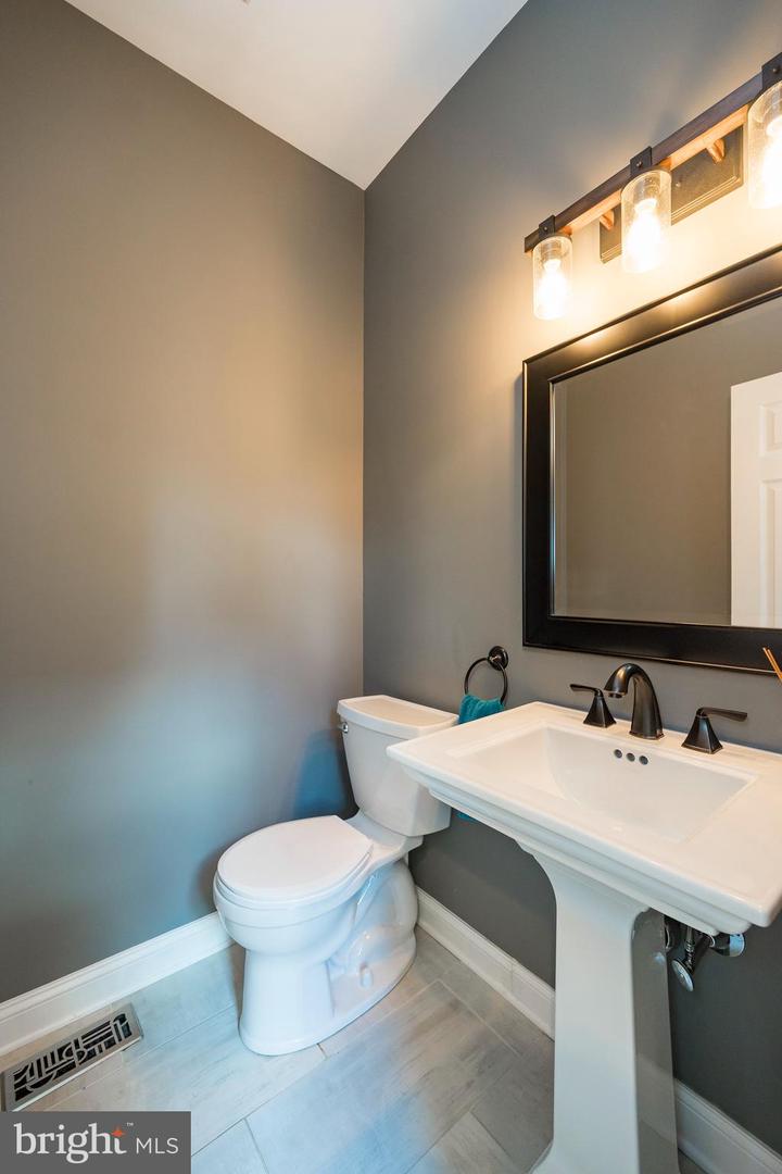 312 Lea Dr