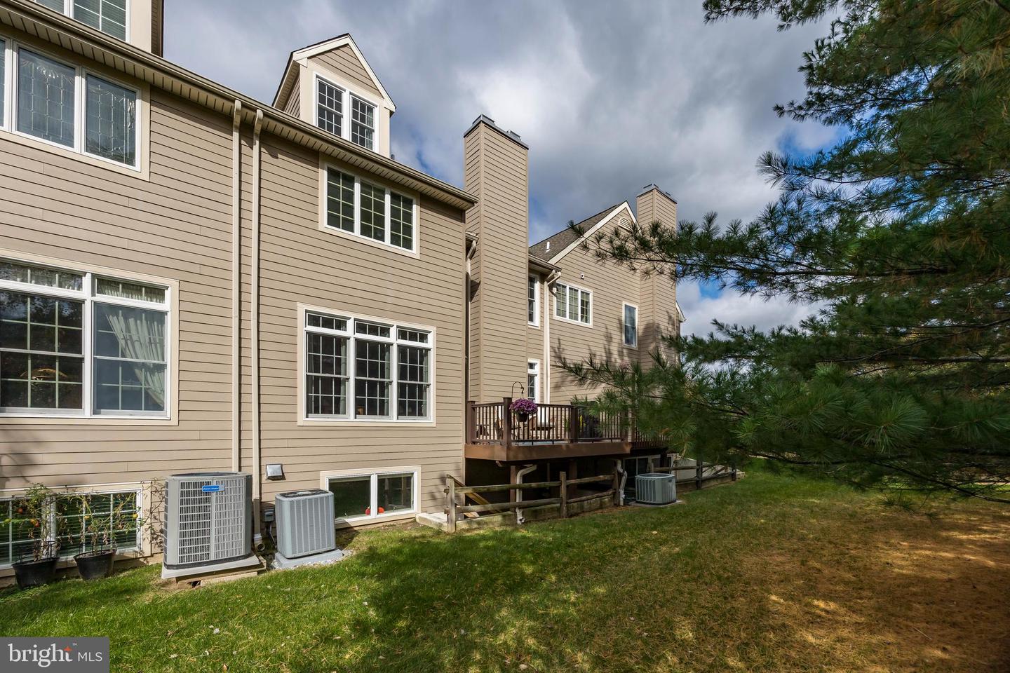 312 Lea Dr