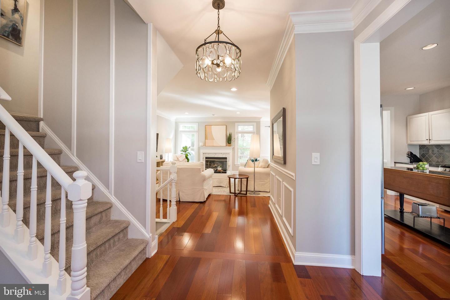 312 Lea Dr