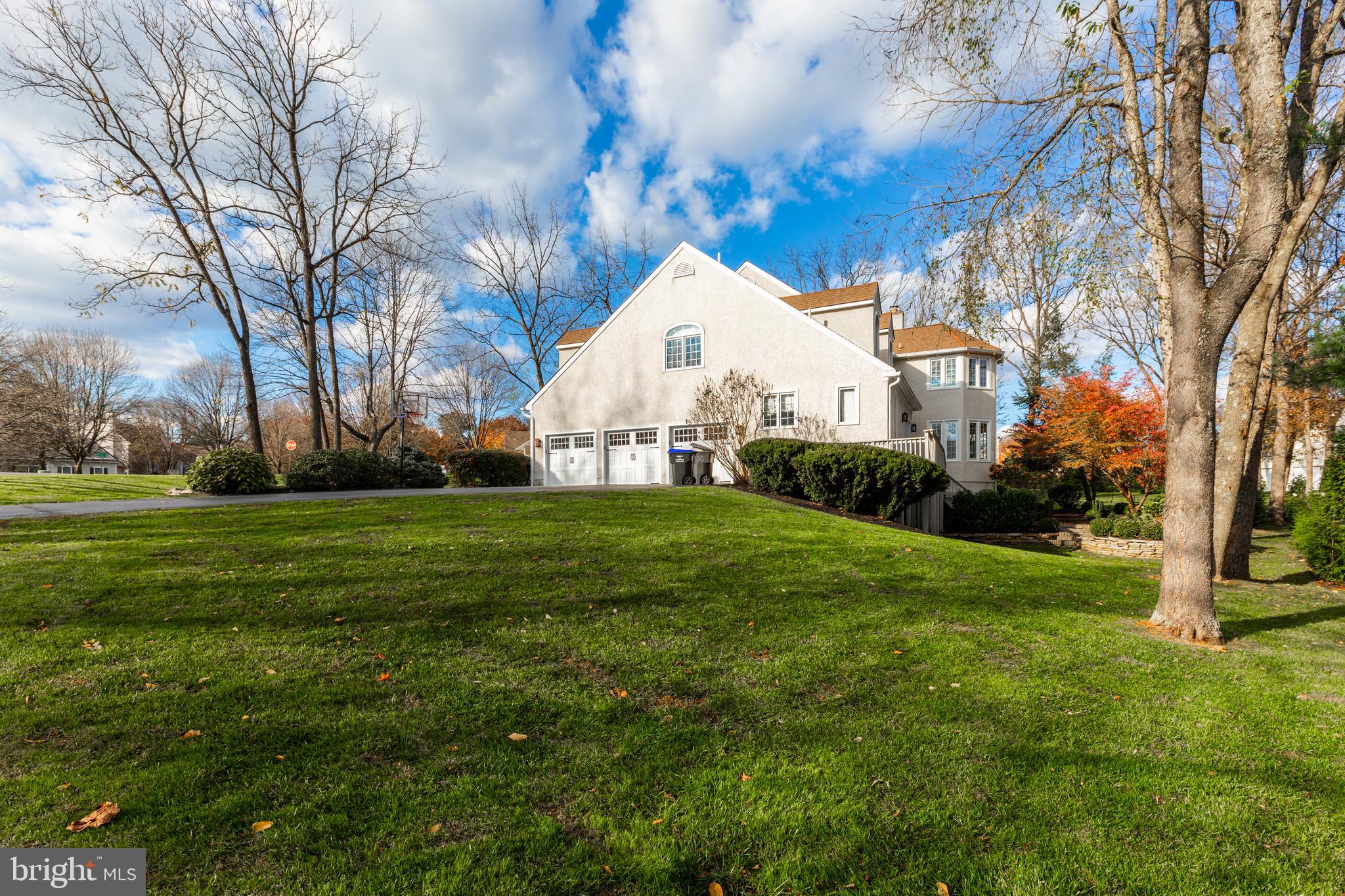981 Whitetail Ln