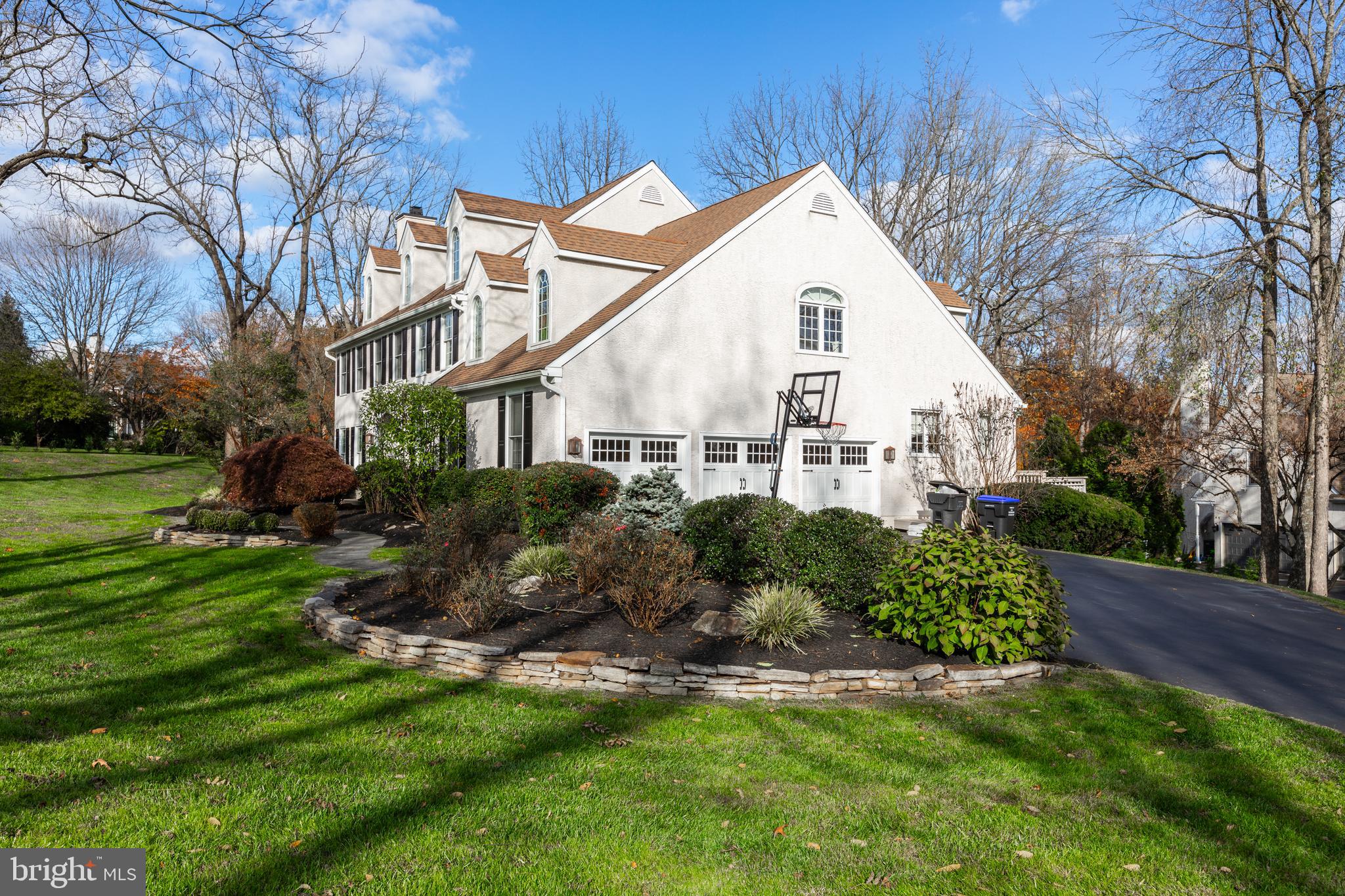 981 Whitetail Ln
