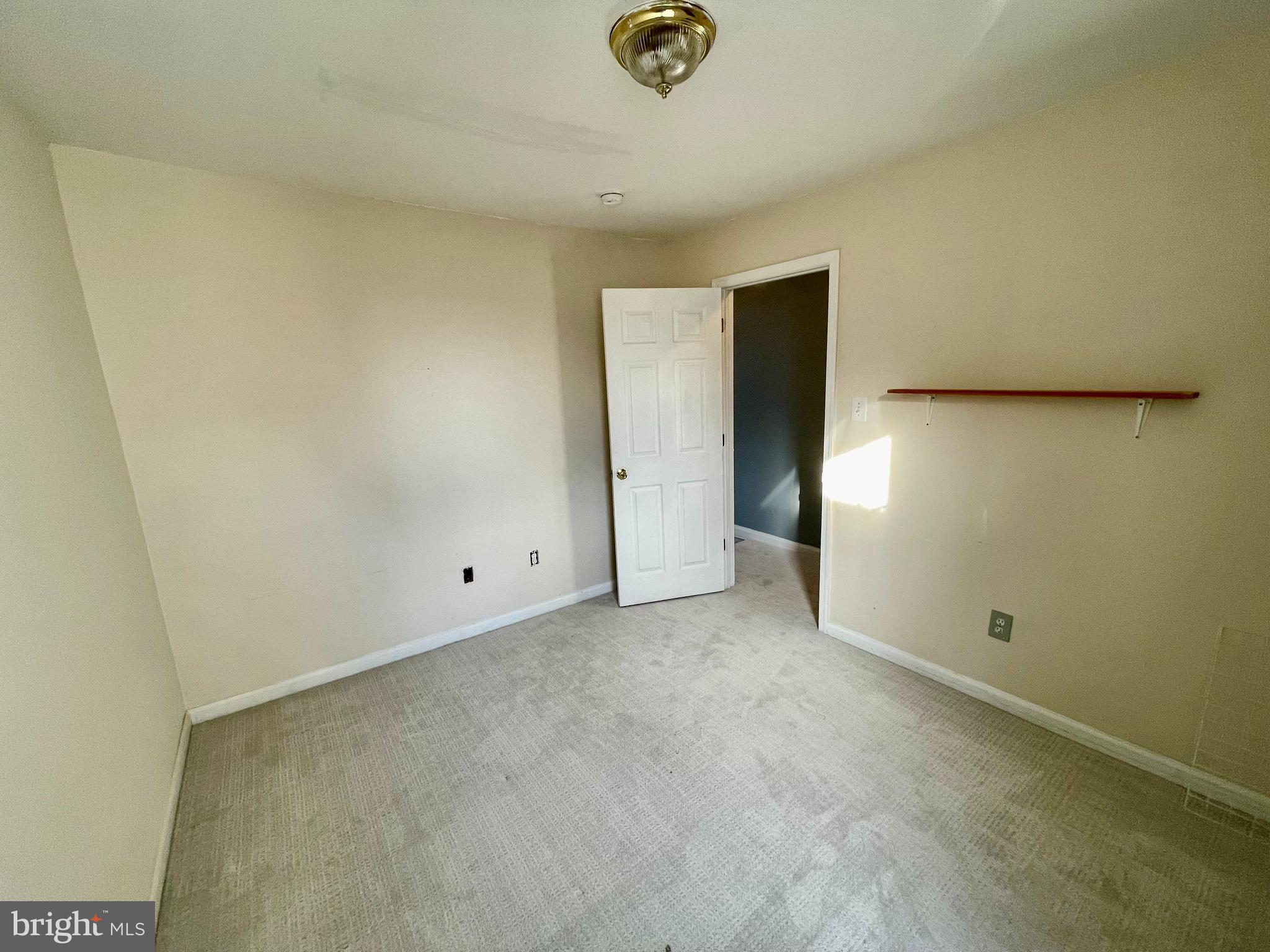 352 Grover St