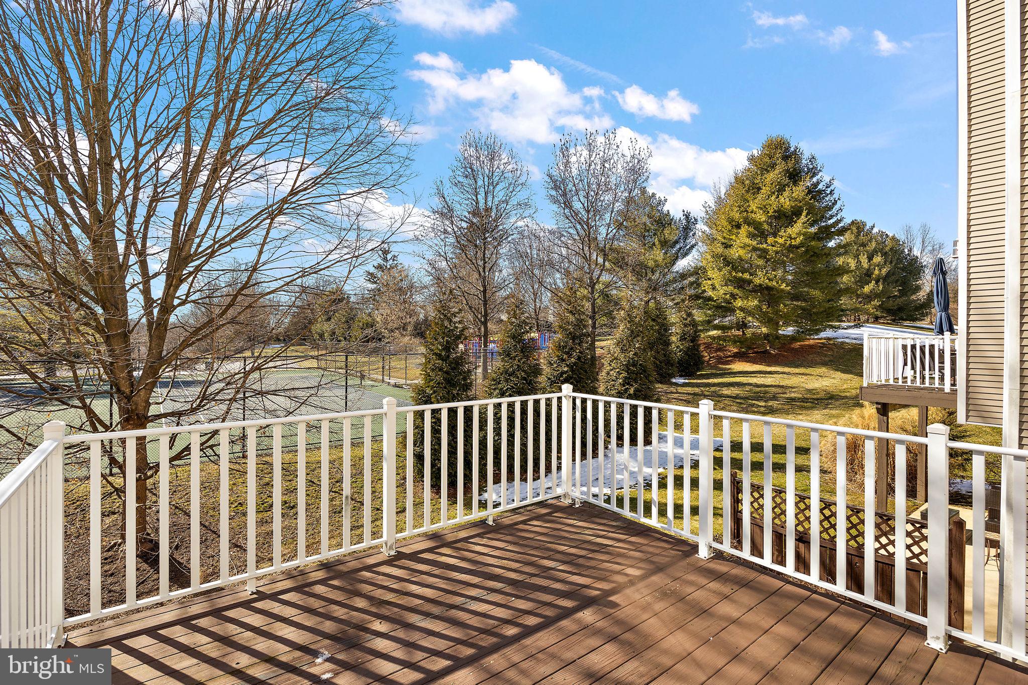 109 Lydia Ln
