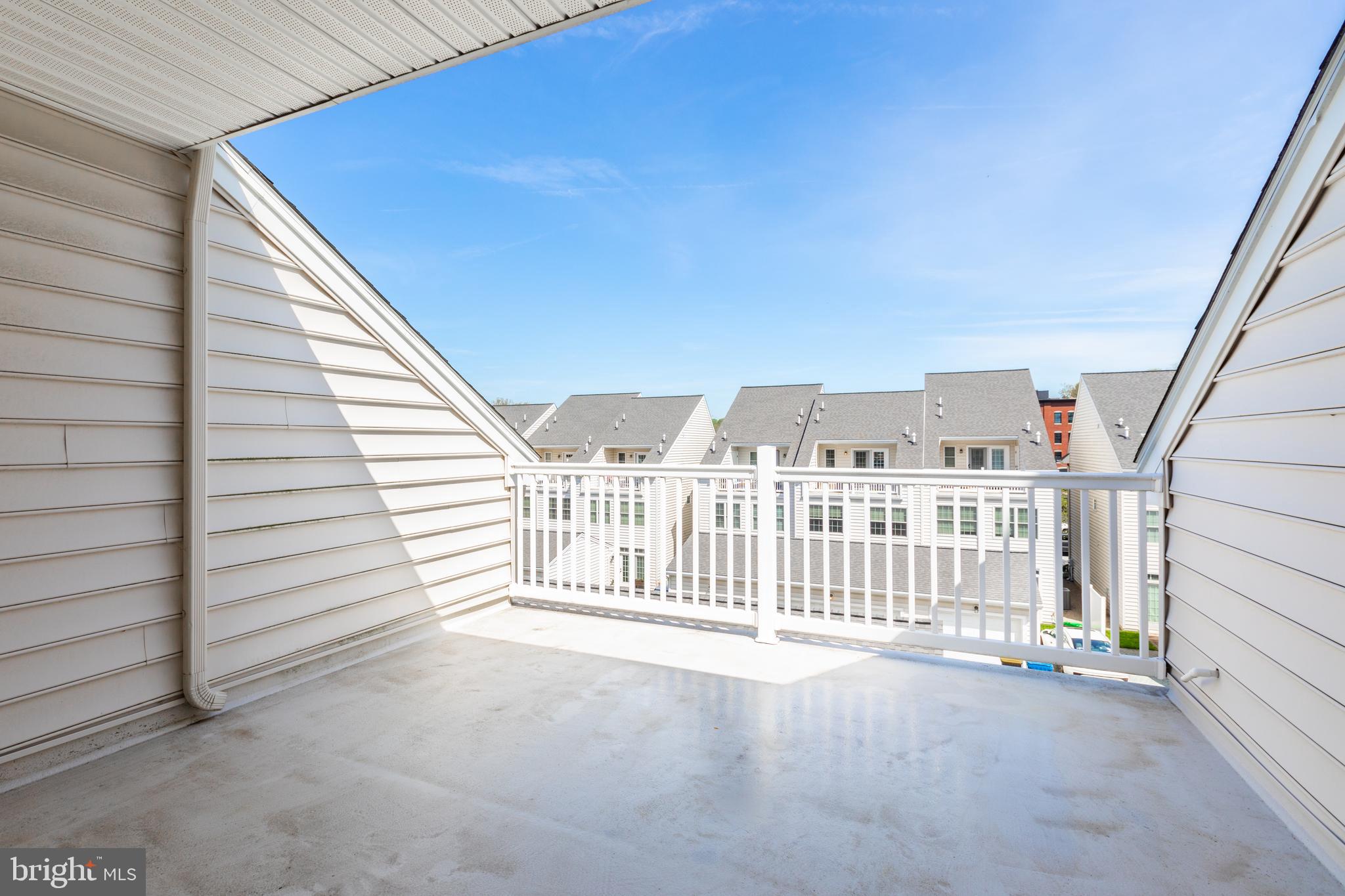 627 Magnolia Ct