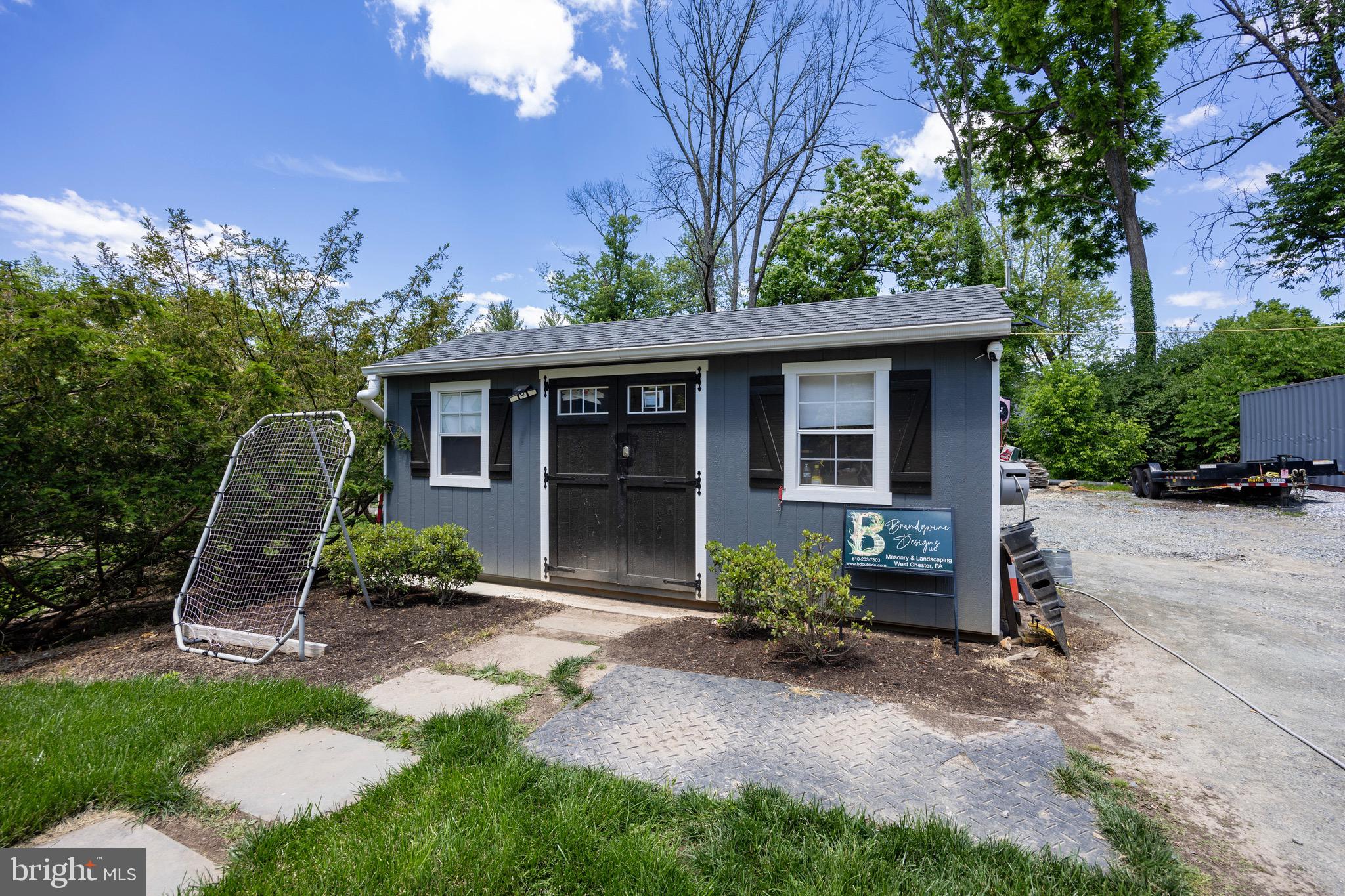 1409 Manley Rd