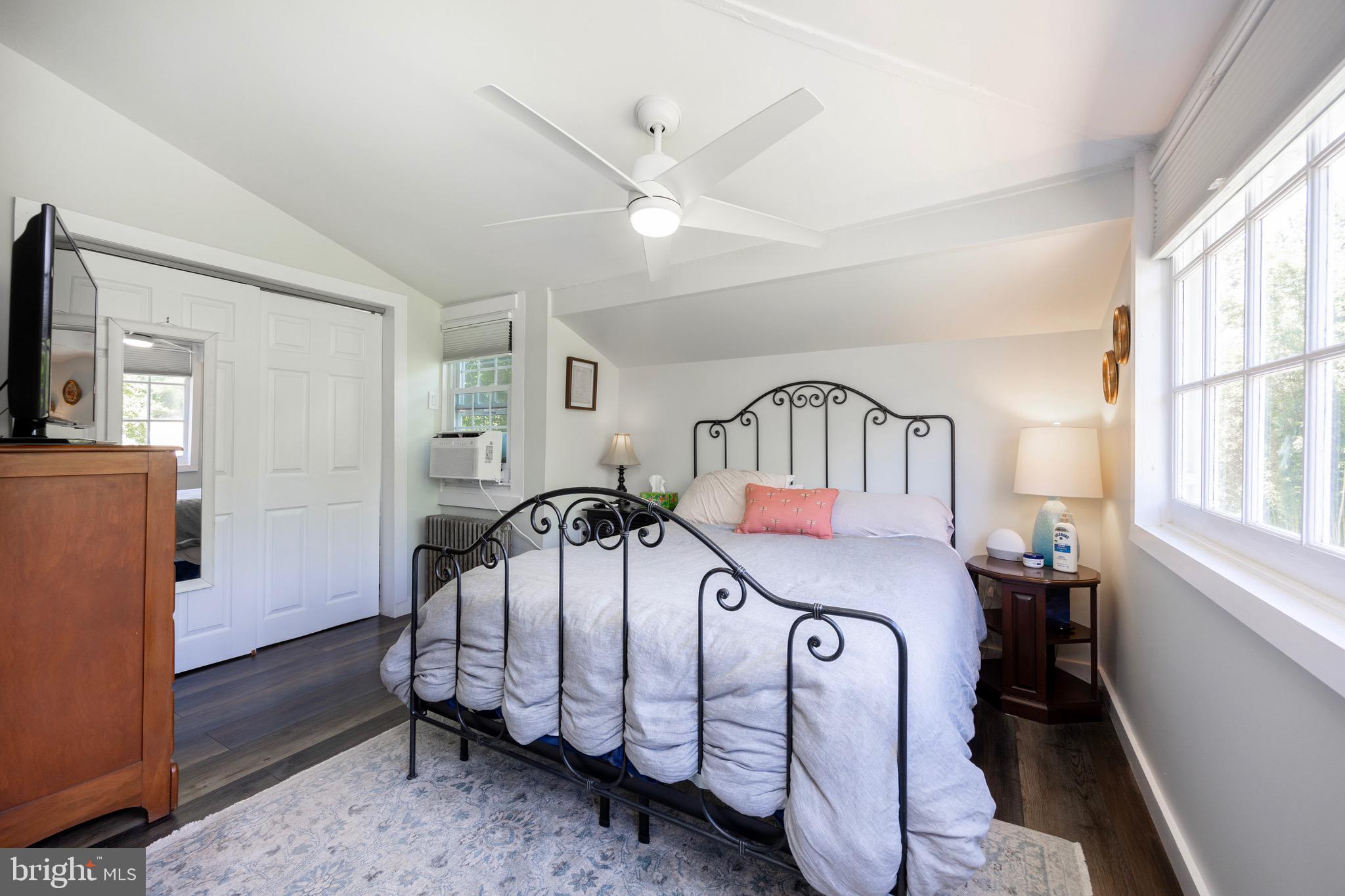1409 Manley Rd