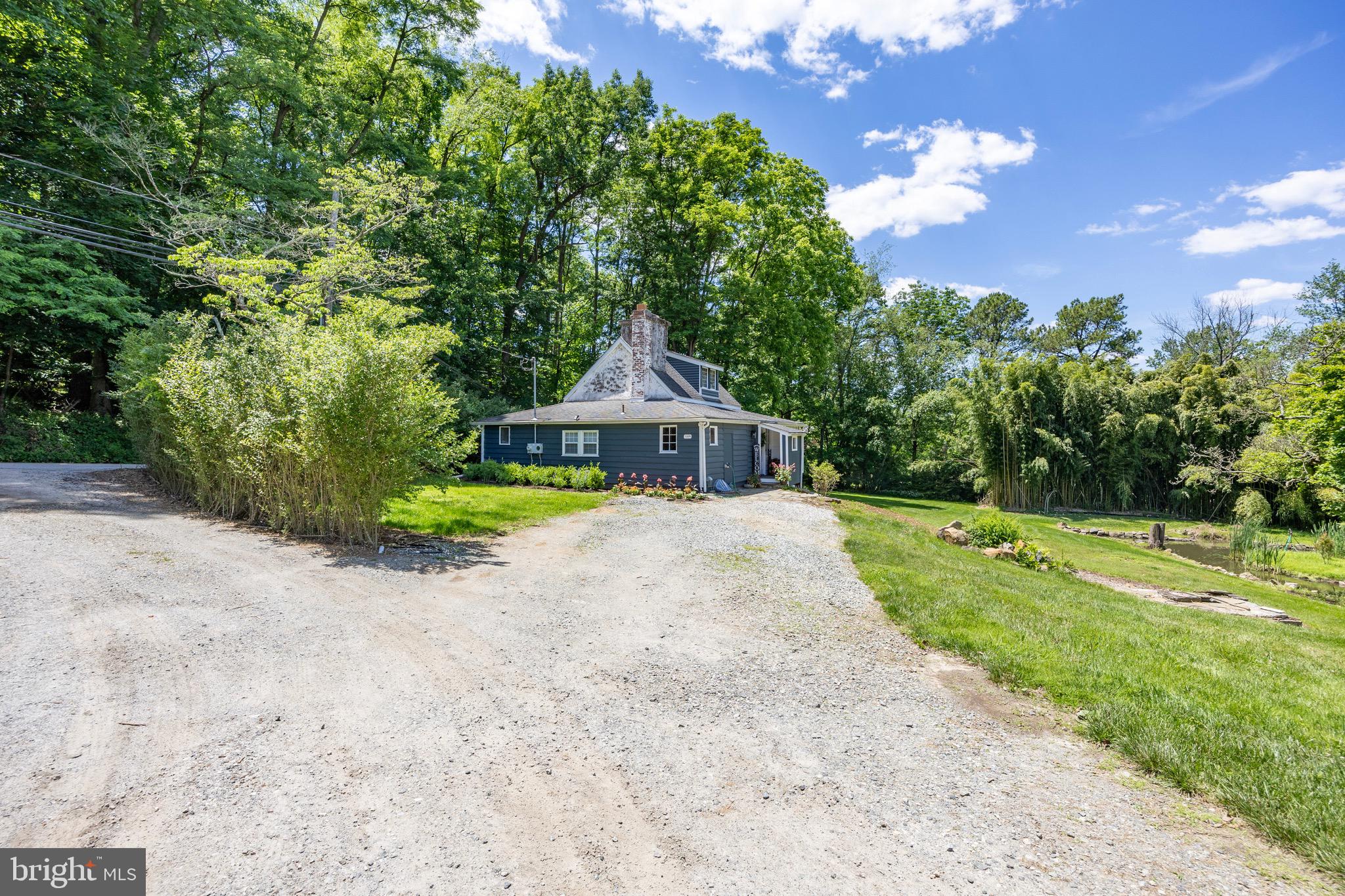 1409 Manley Rd