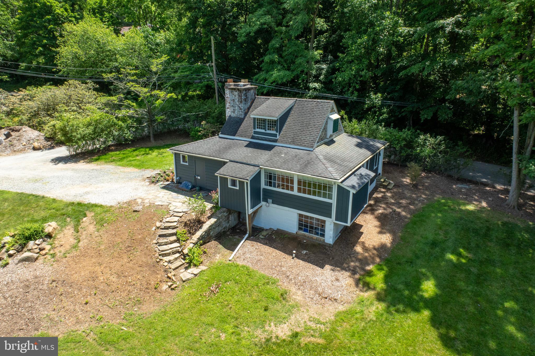 1409 Manley Rd