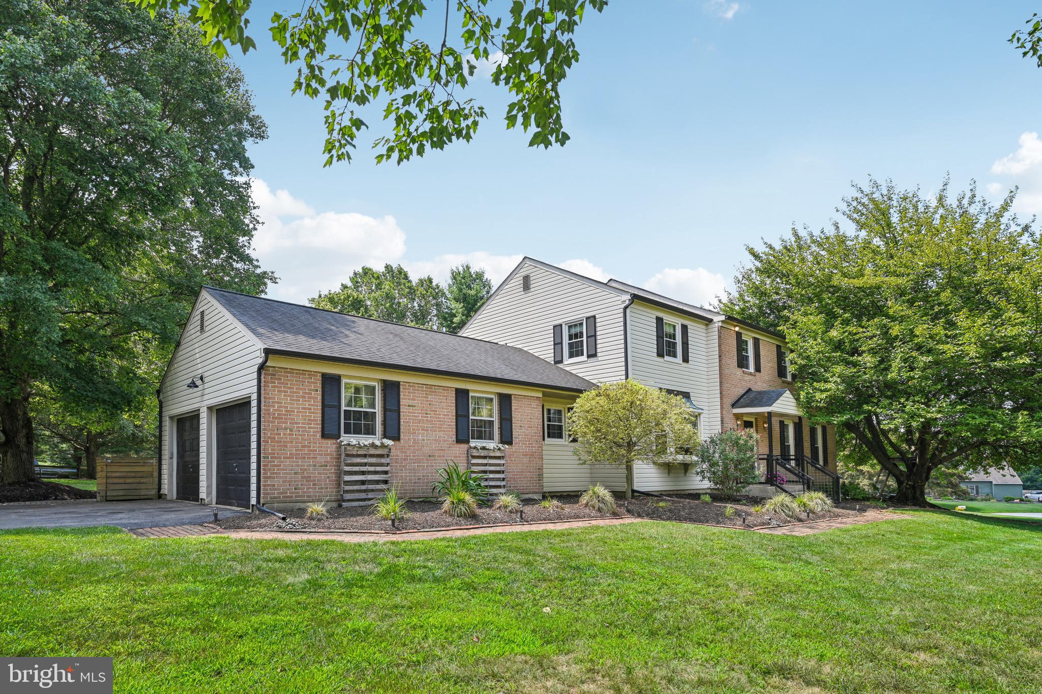 956 Cloud Ln