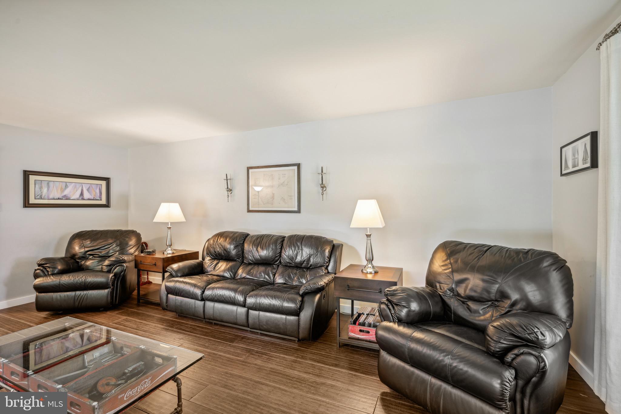 956 Cloud Ln