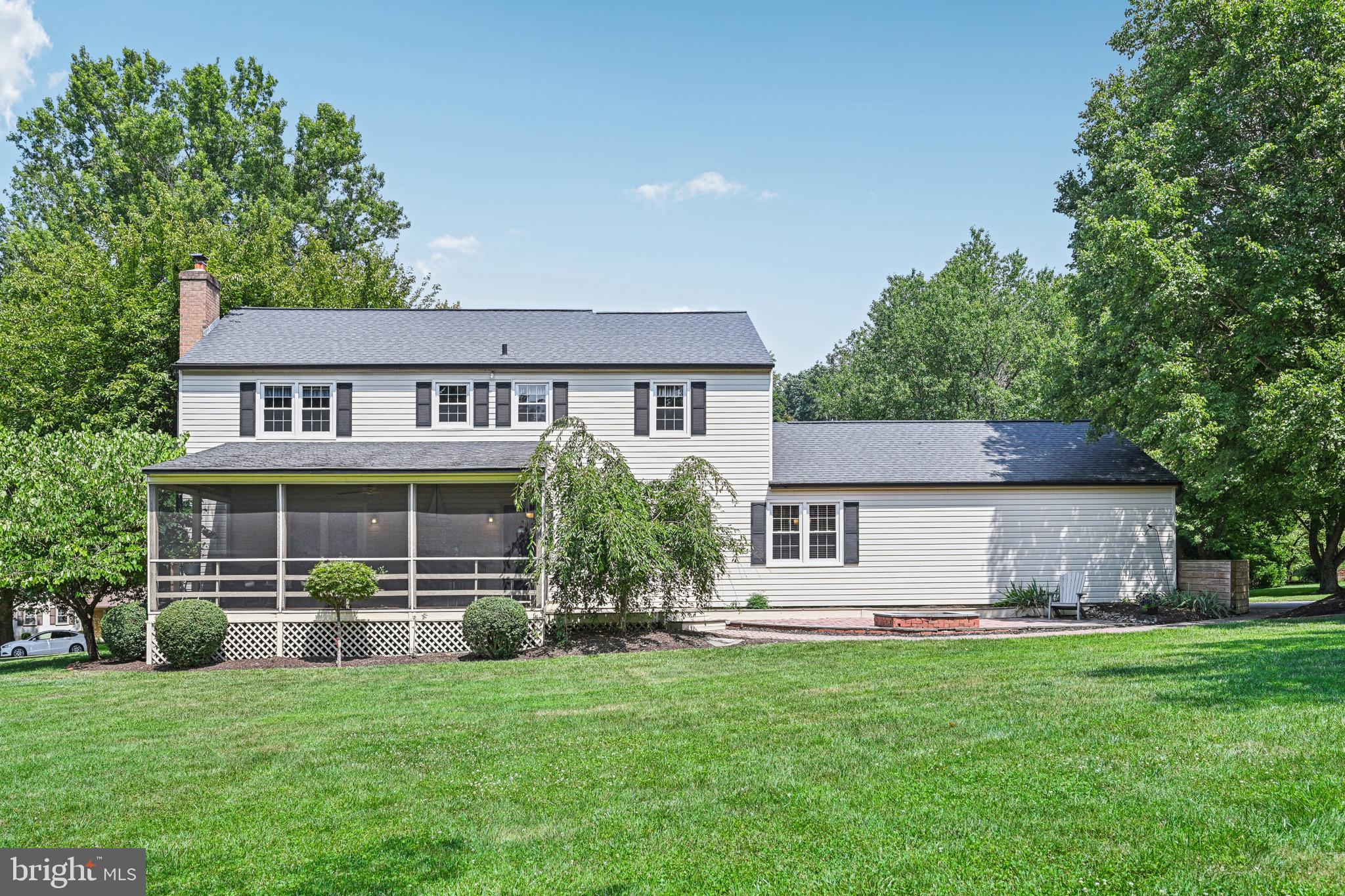 956 Cloud Ln