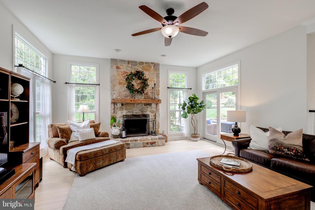 972 Wes Moore Dr