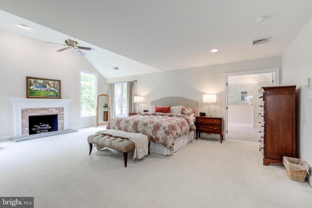 972 Wes Moore Dr