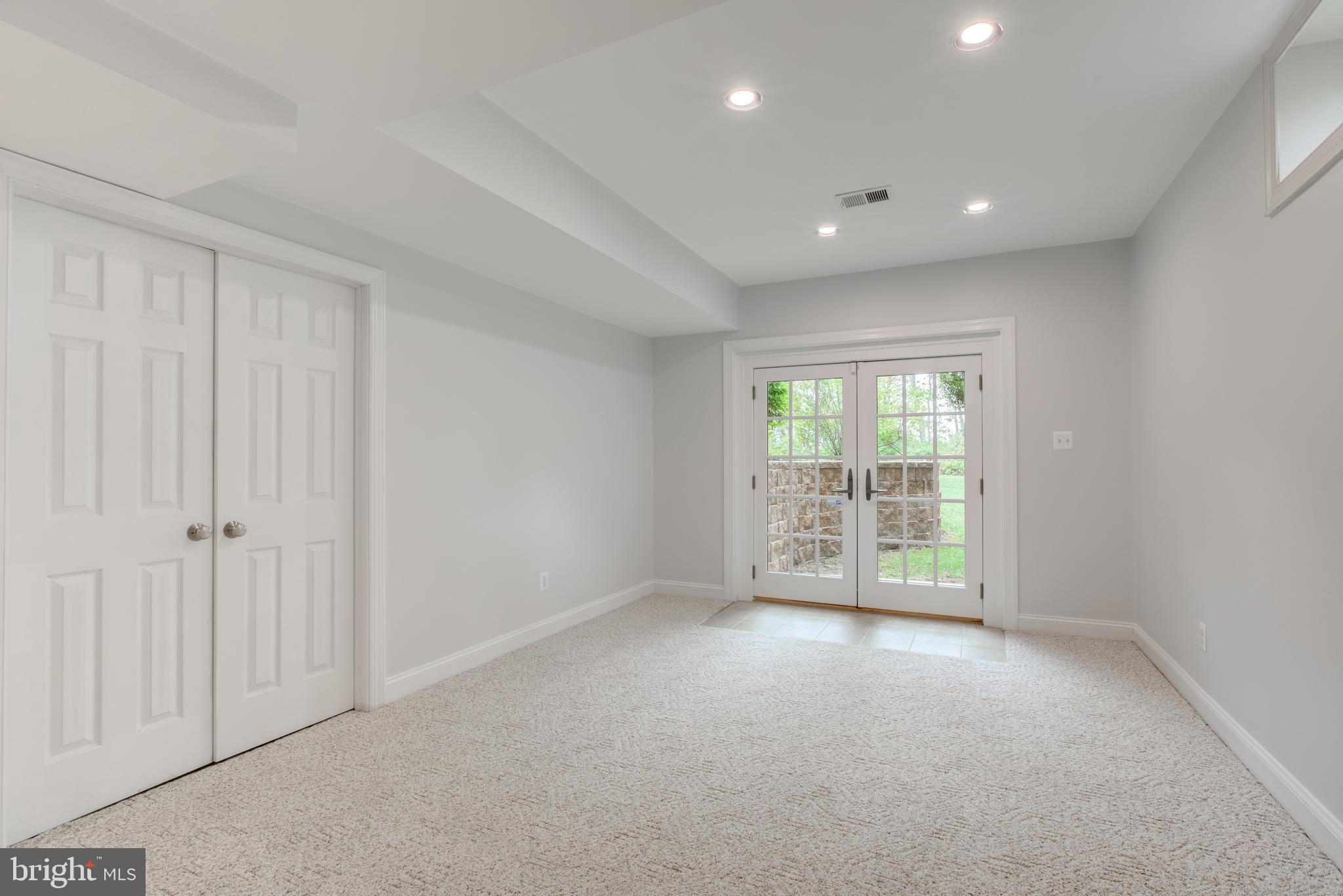 972 Wes Moore Dr