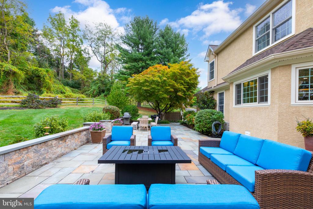 972 Wes Moore Dr