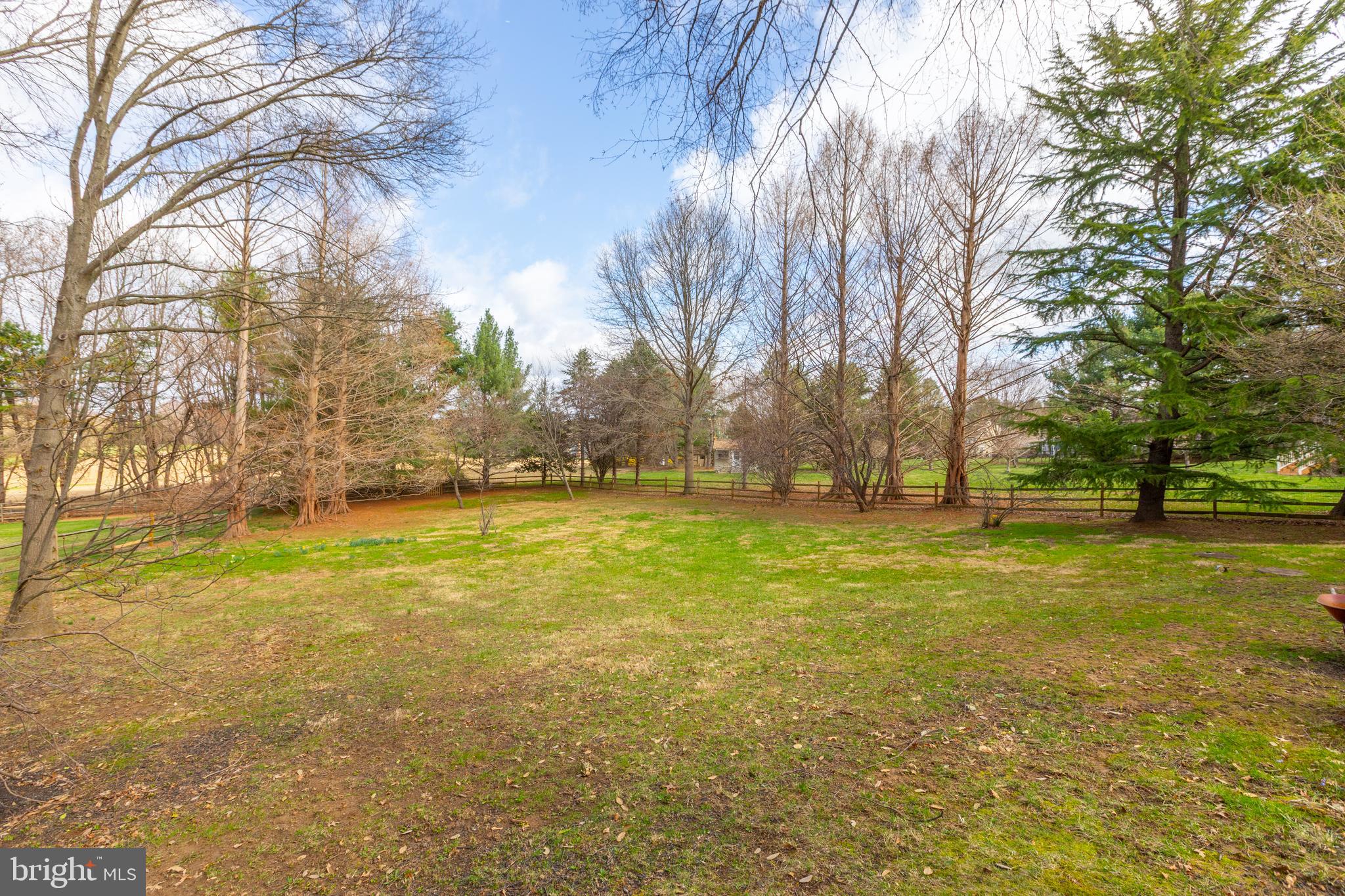 291 Hickory Dr