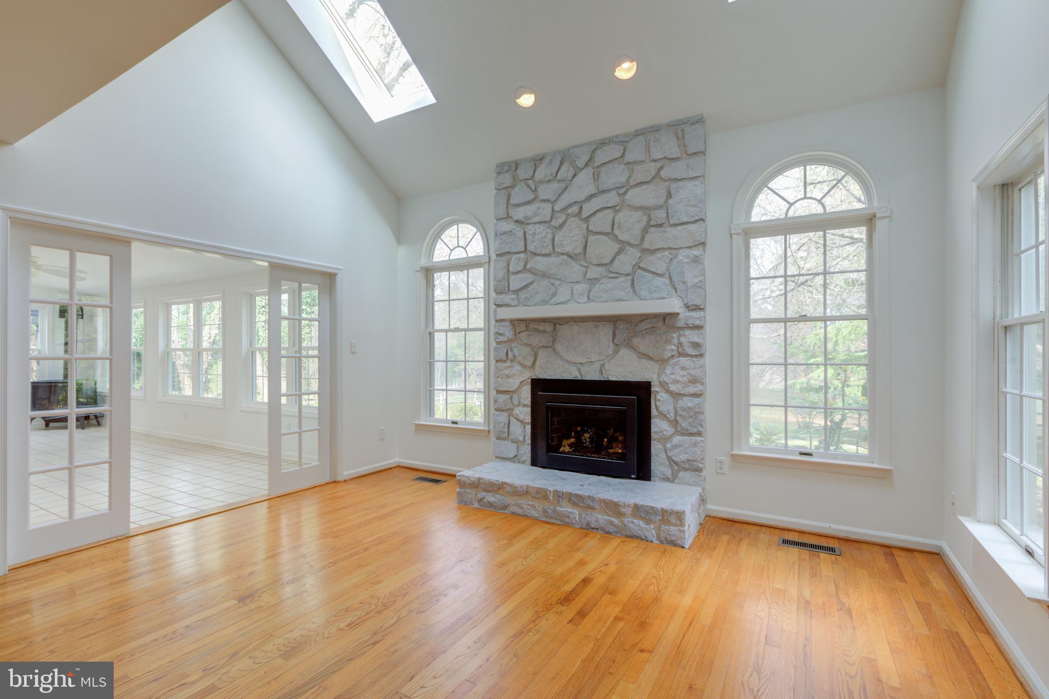 291 Hickory Dr