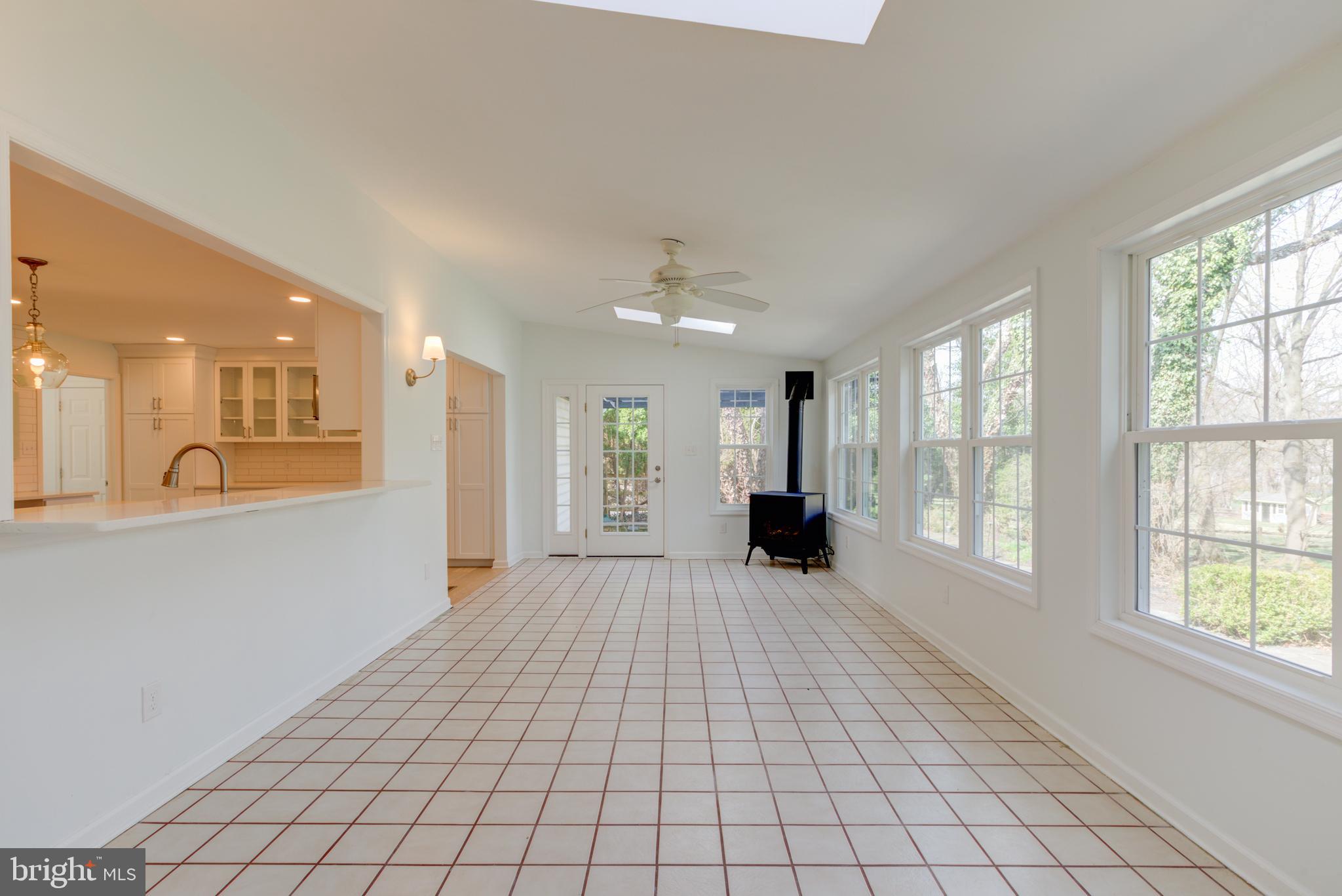 291 Hickory Dr