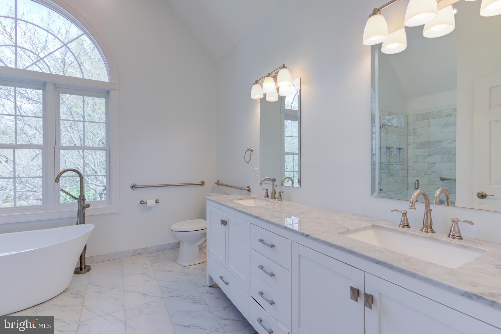 291 Hickory Dr