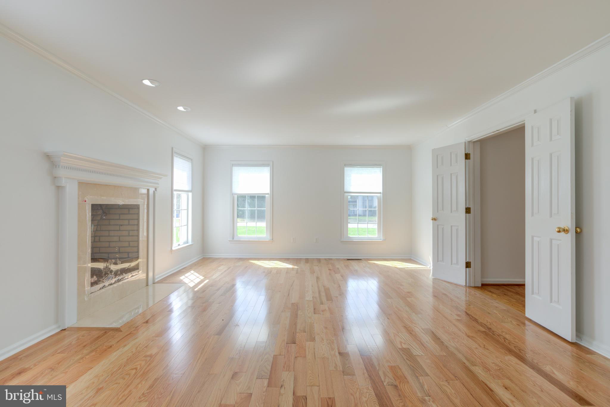 291 Hickory Dr