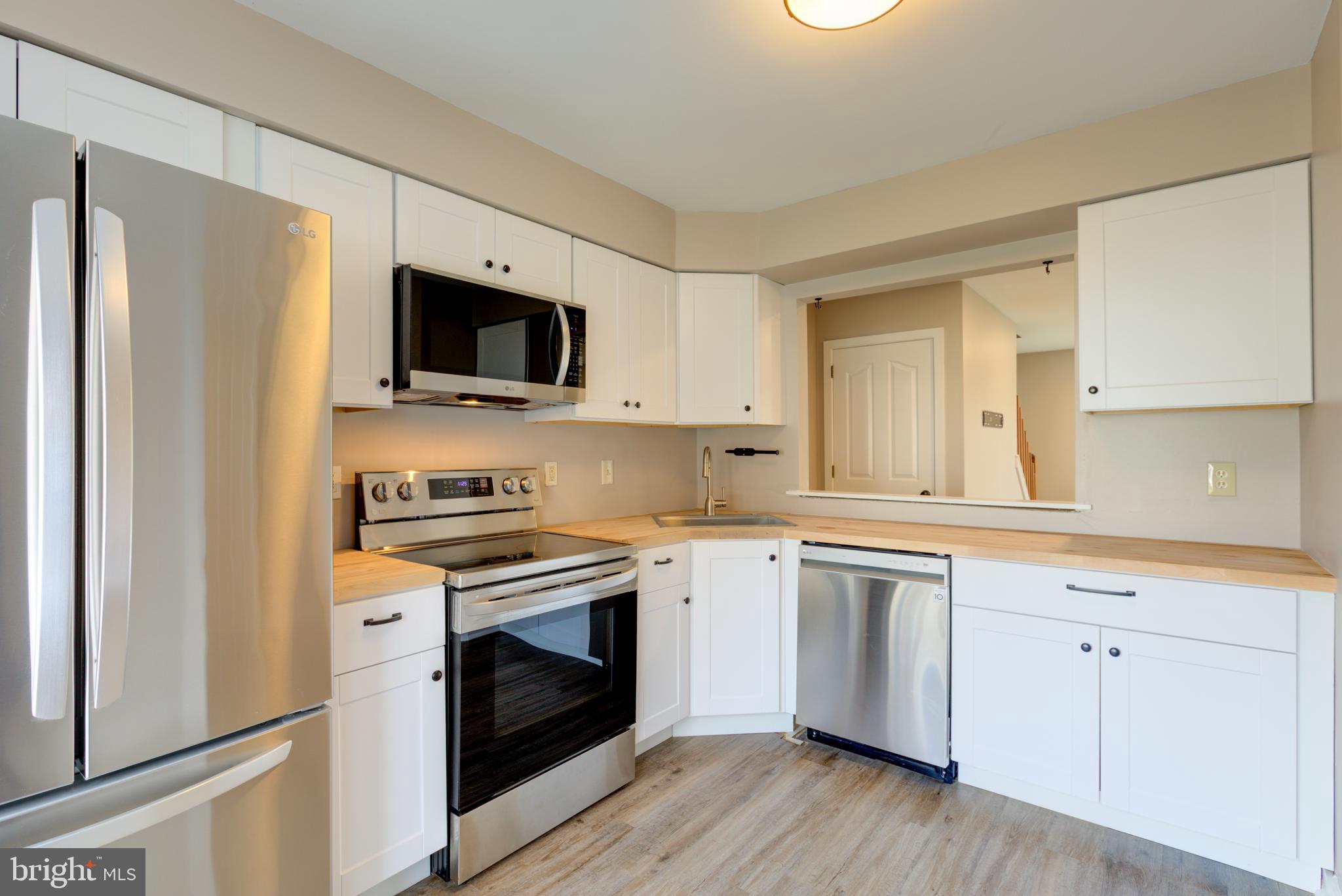 54 WINGED FOOT DRIVE