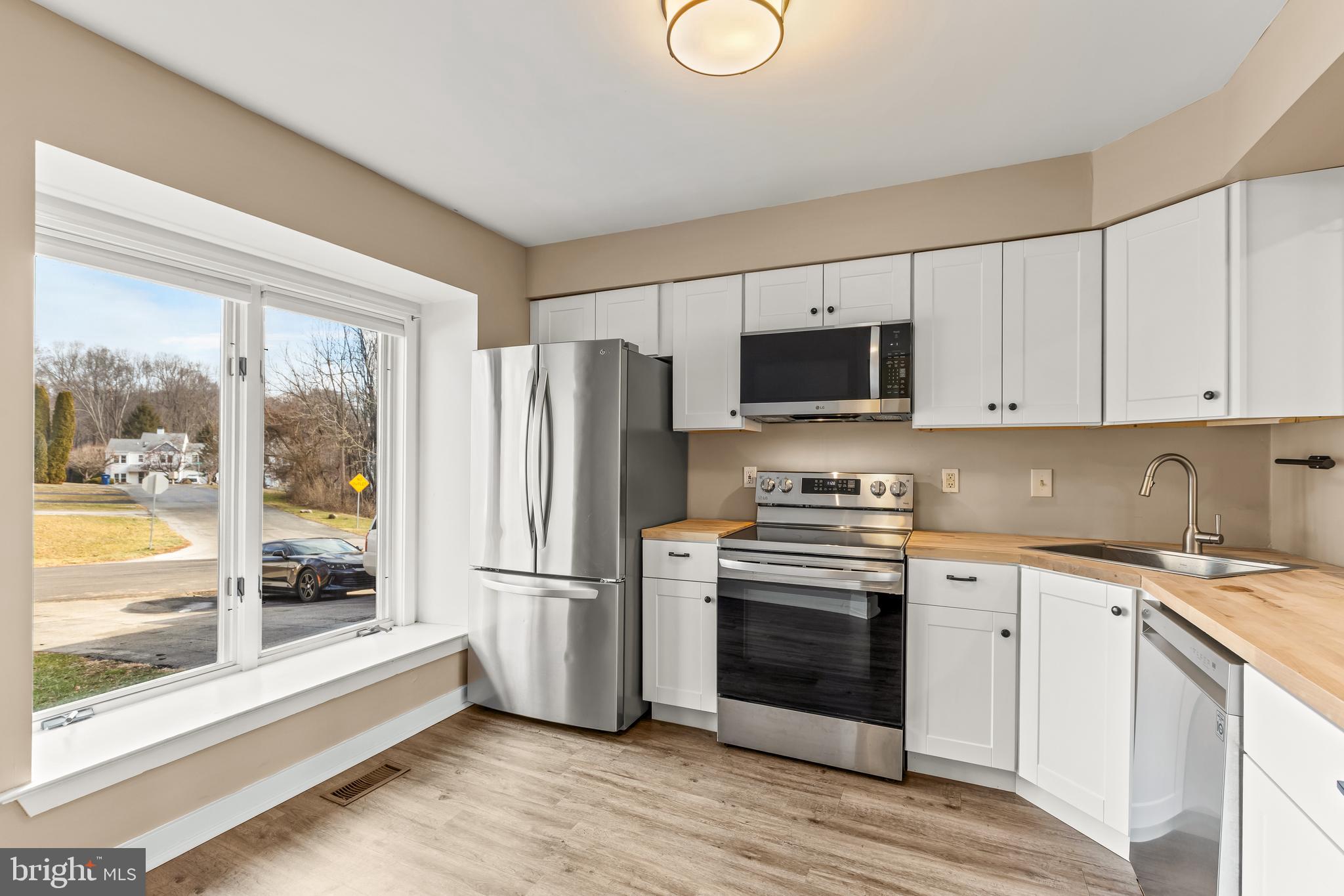 54 WINGED FOOT DRIVE