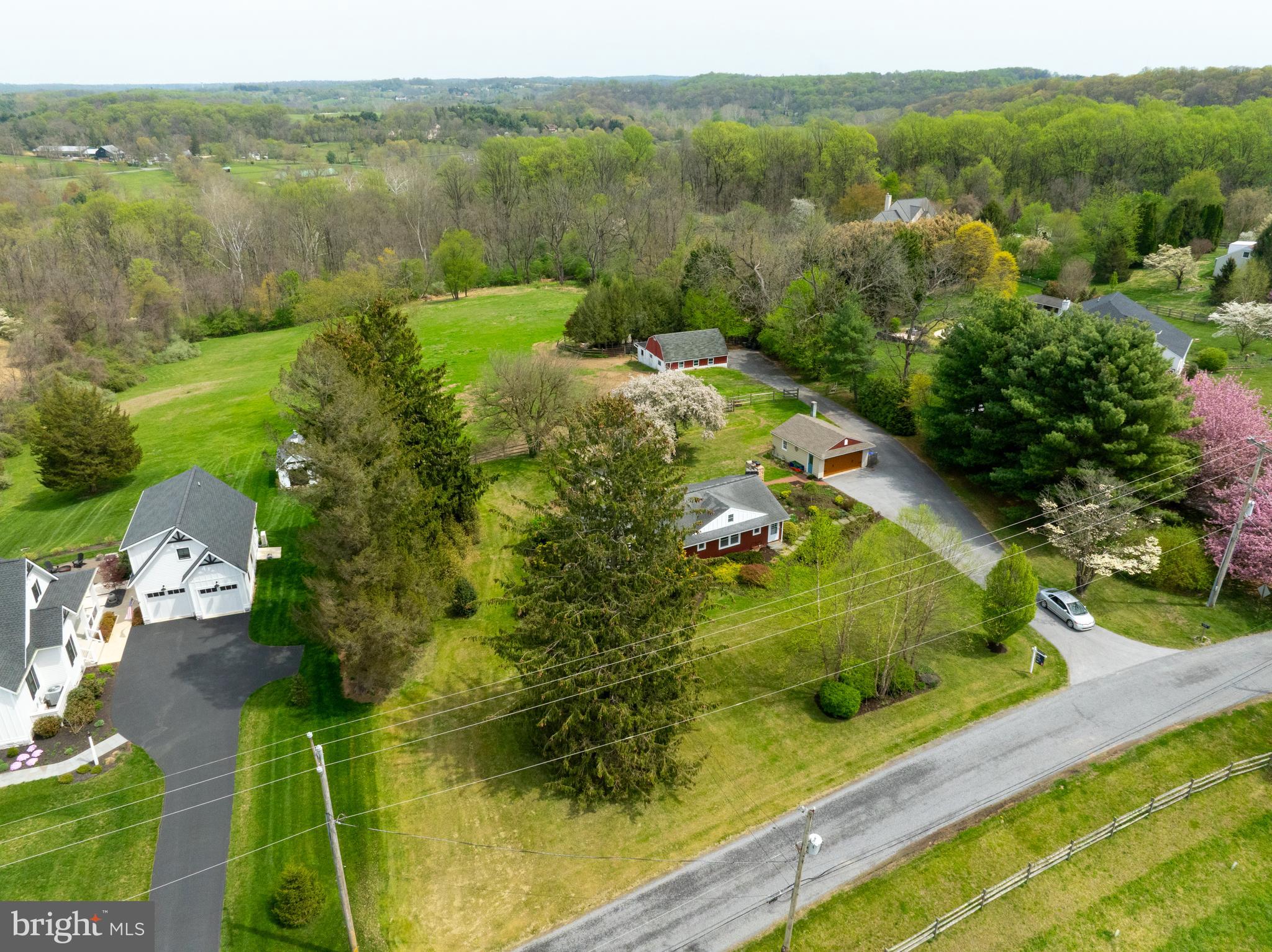 1058 GLEN HALL ROAD