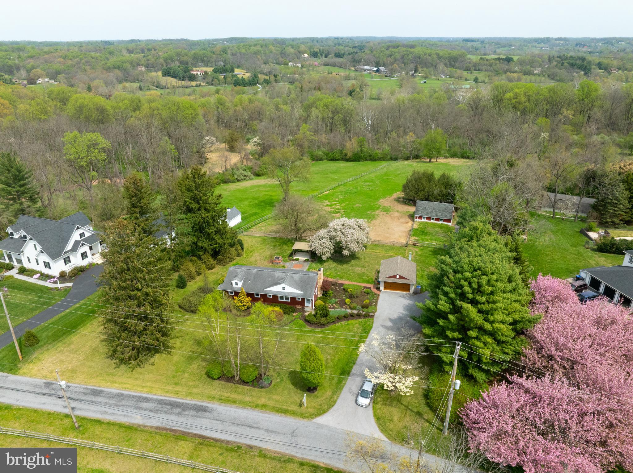 1058 GLEN HALL ROAD