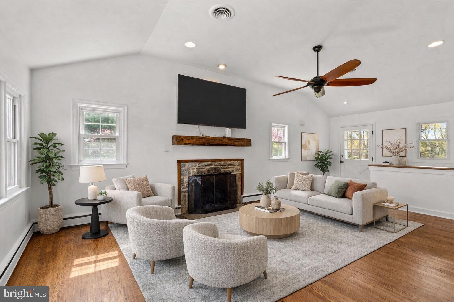 1058 GLEN HALL ROAD