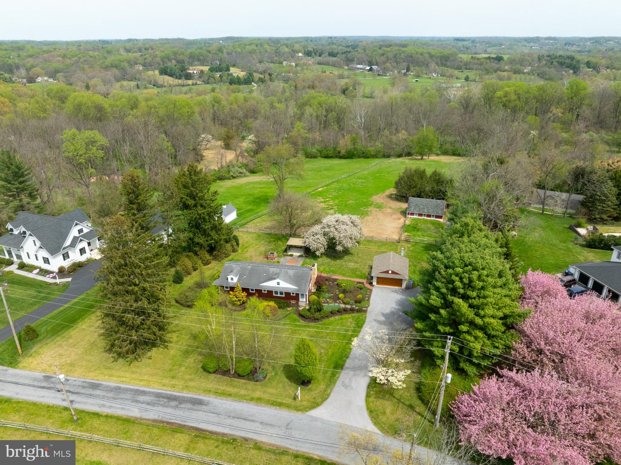 1058 GLEN HALL ROAD