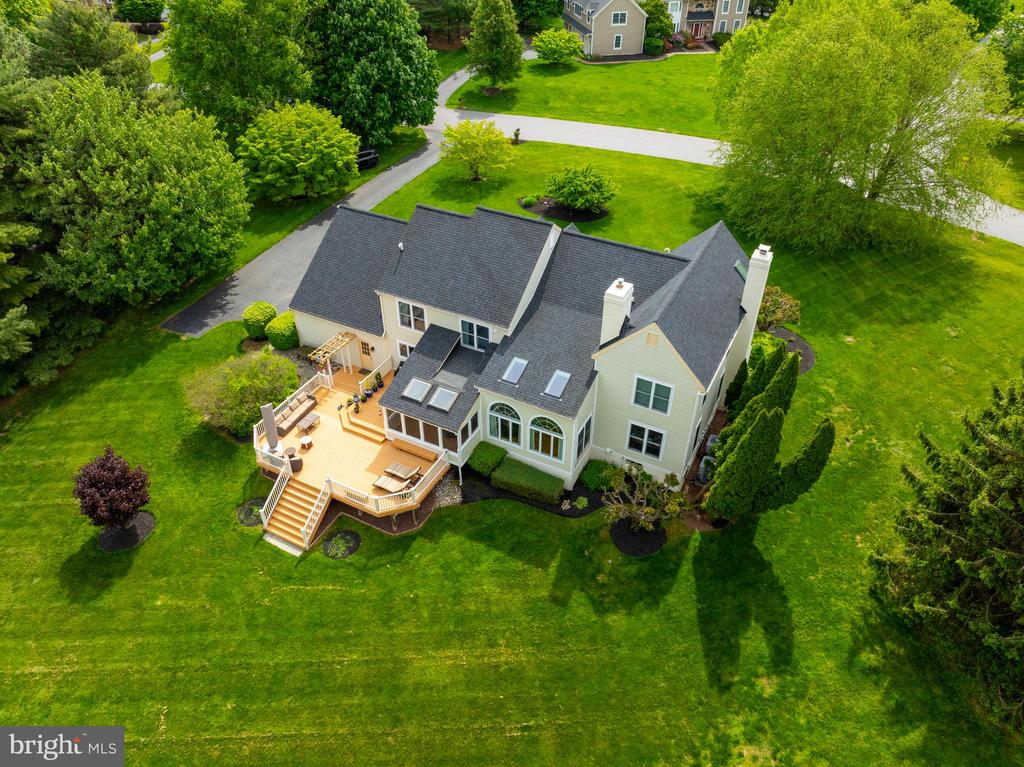 293 HICKORY DRIVE