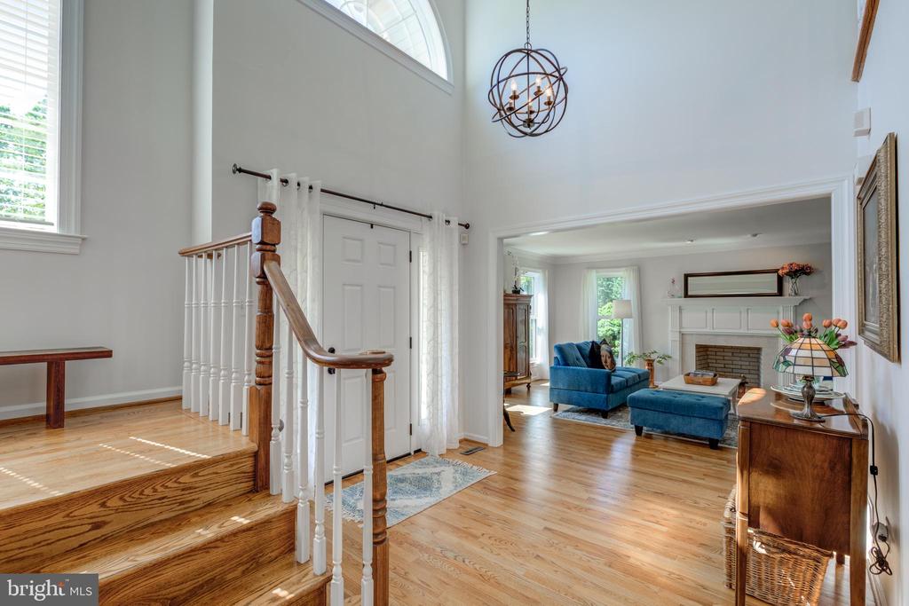 293 HICKORY DRIVE