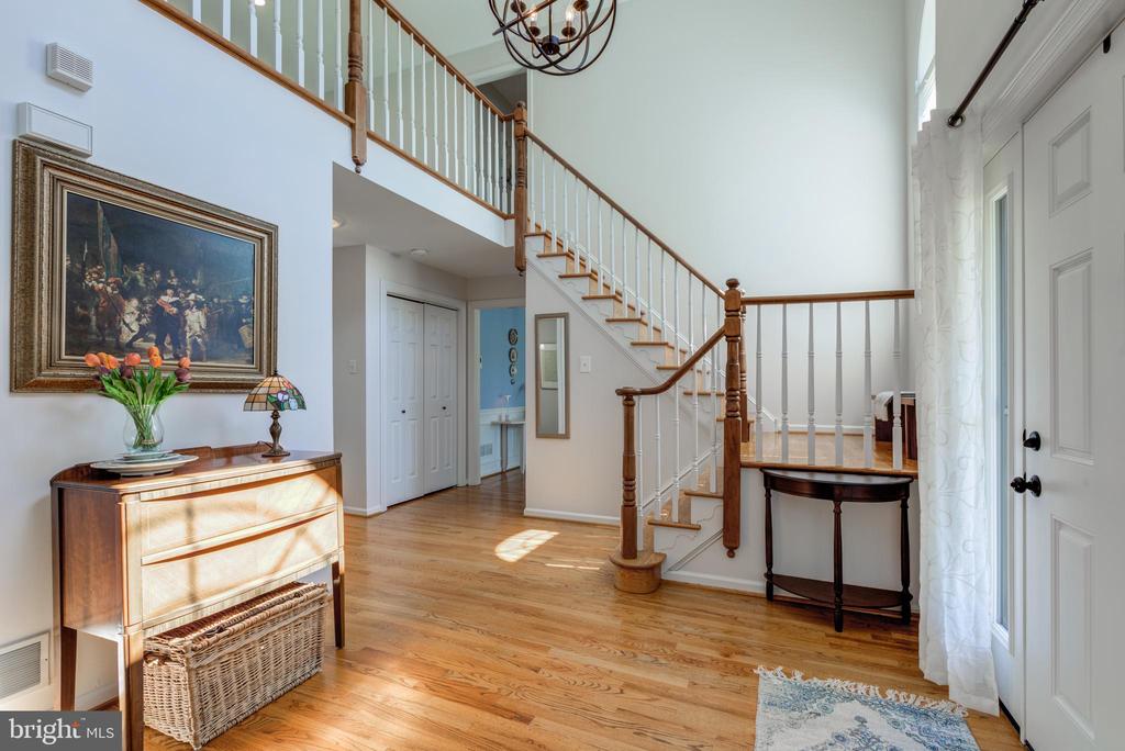 293 HICKORY DRIVE