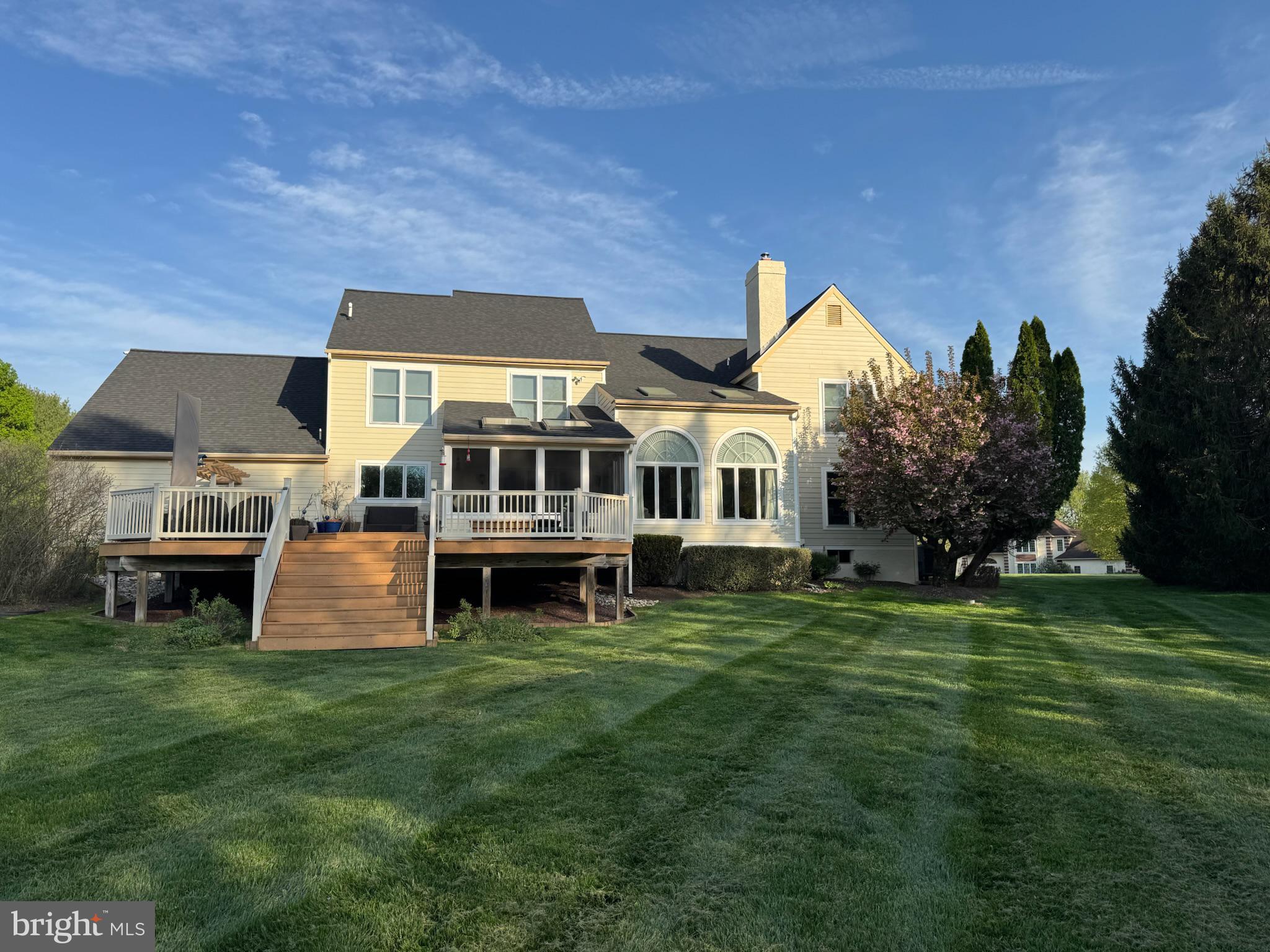 293 HICKORY DRIVE