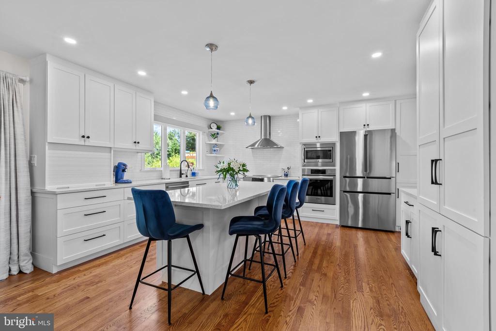 293 HICKORY DRIVE