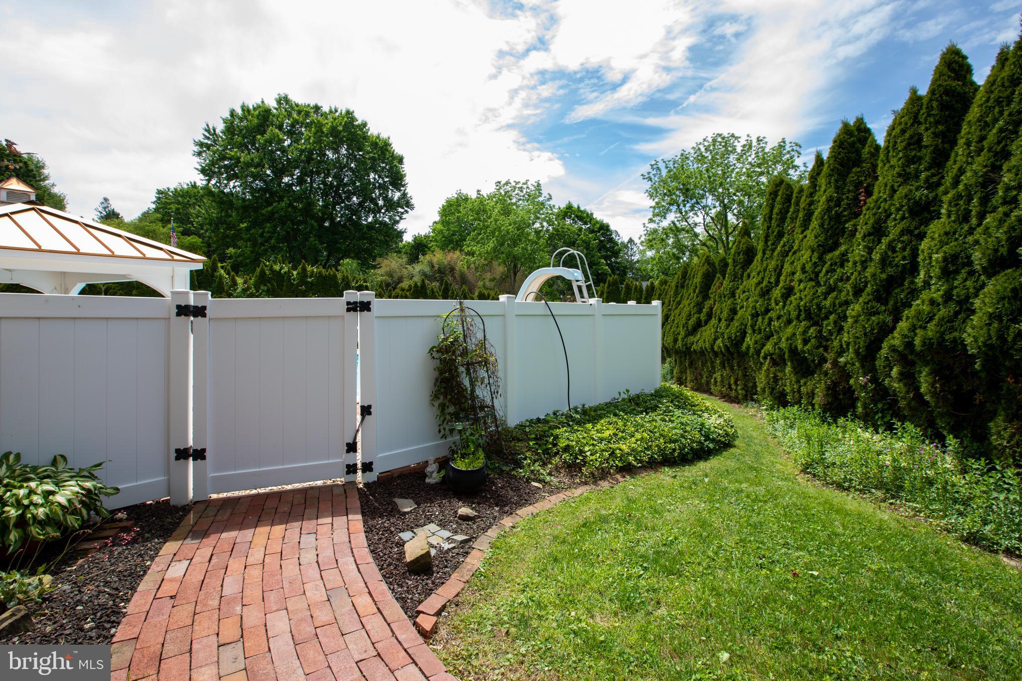 1416 GARY TERRACE