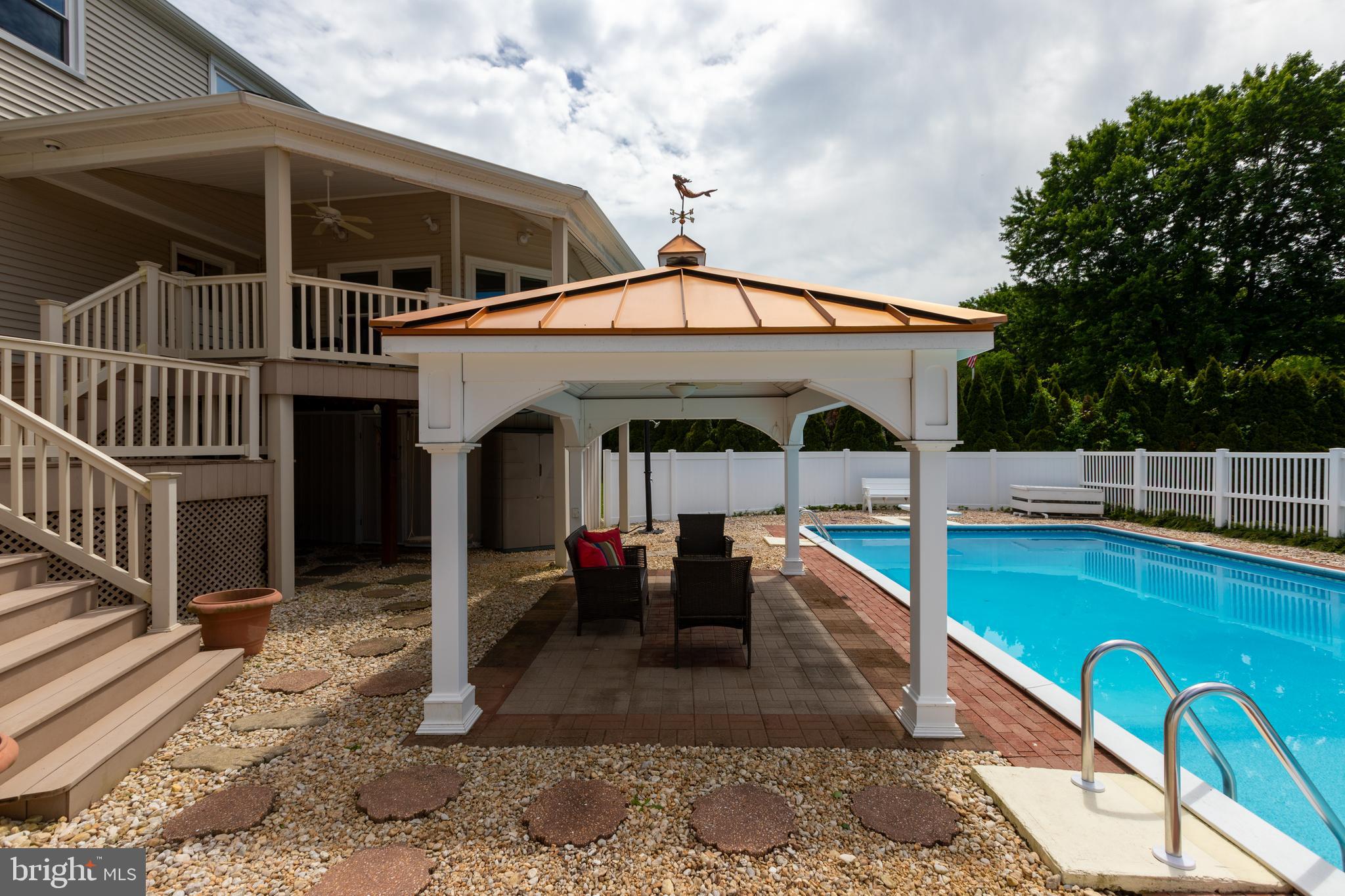 1416 GARY TERRACE