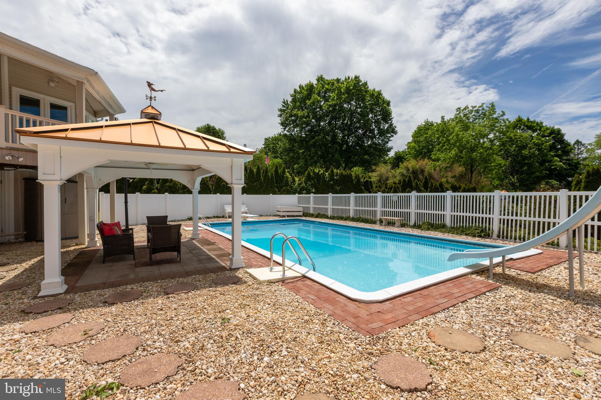 1416 GARY TERRACE