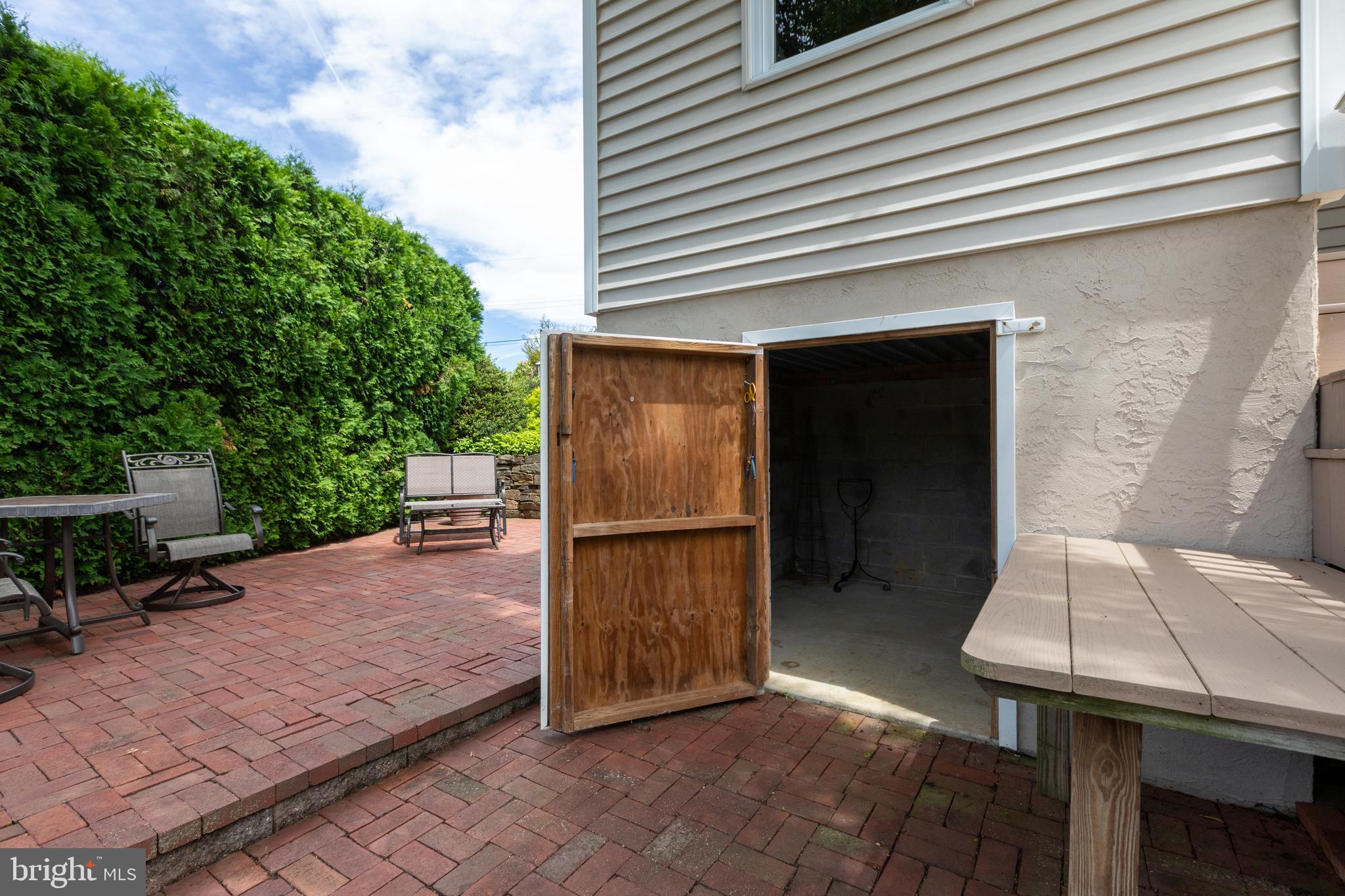 1416 GARY TERRACE