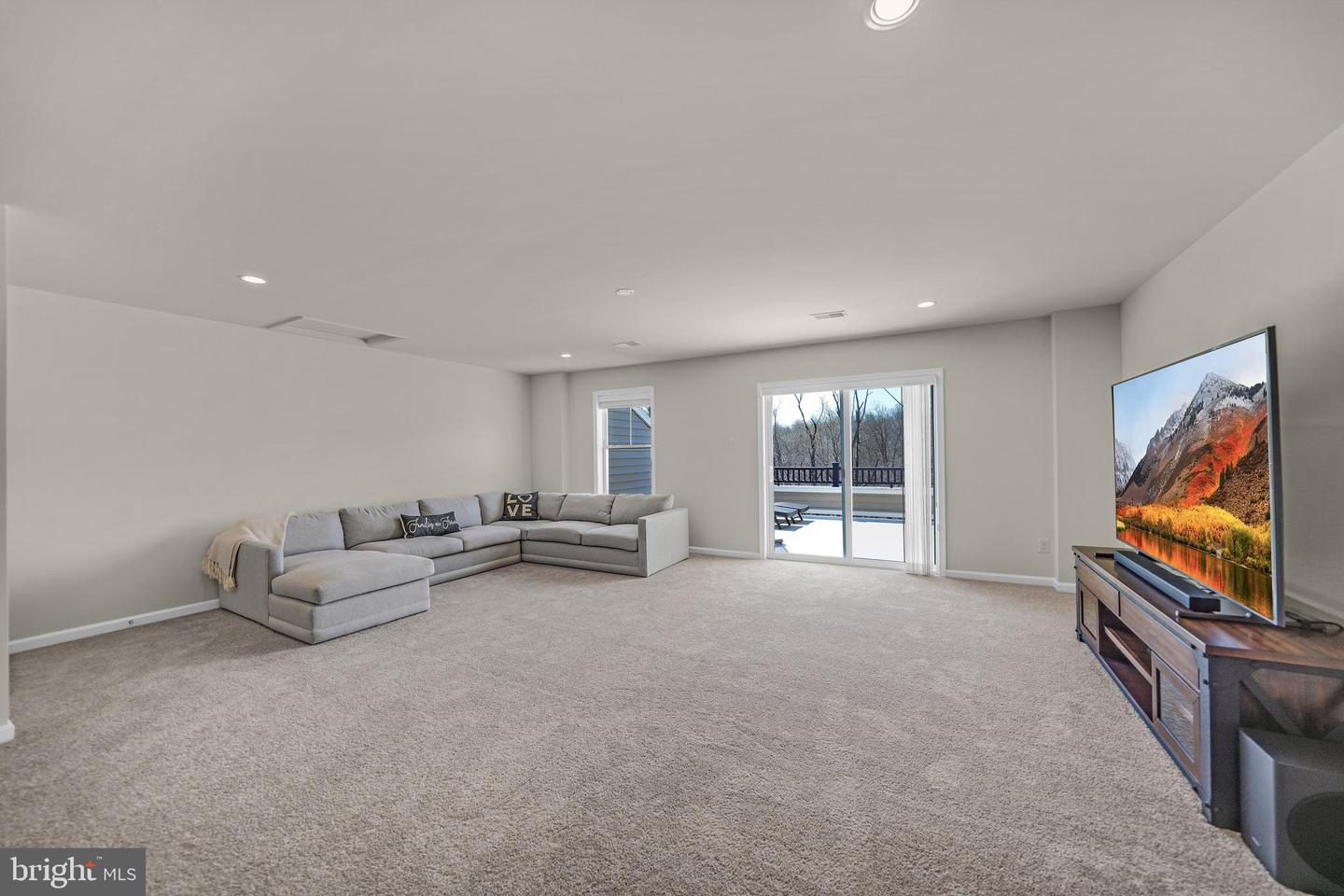 3044 Marias Way