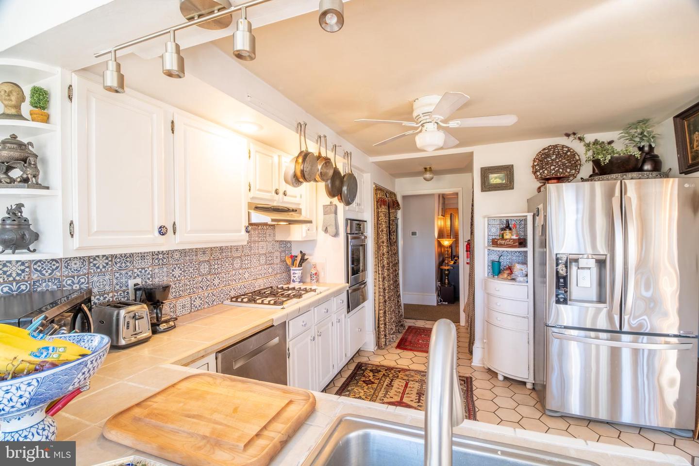 203 W Rose Tree Rd