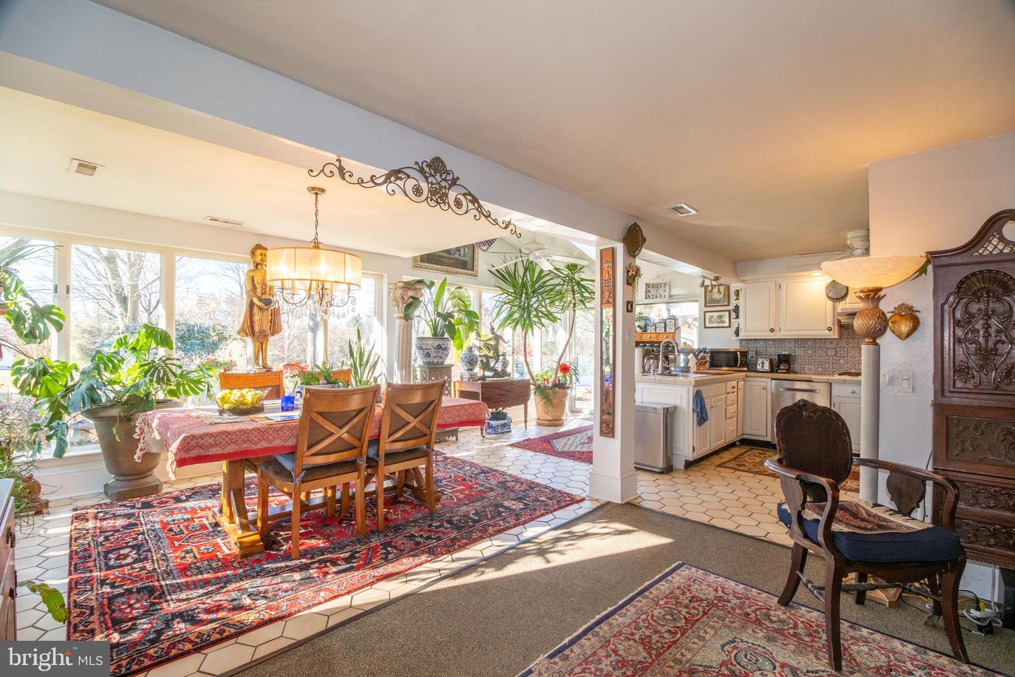 203 W Rose Tree Rd