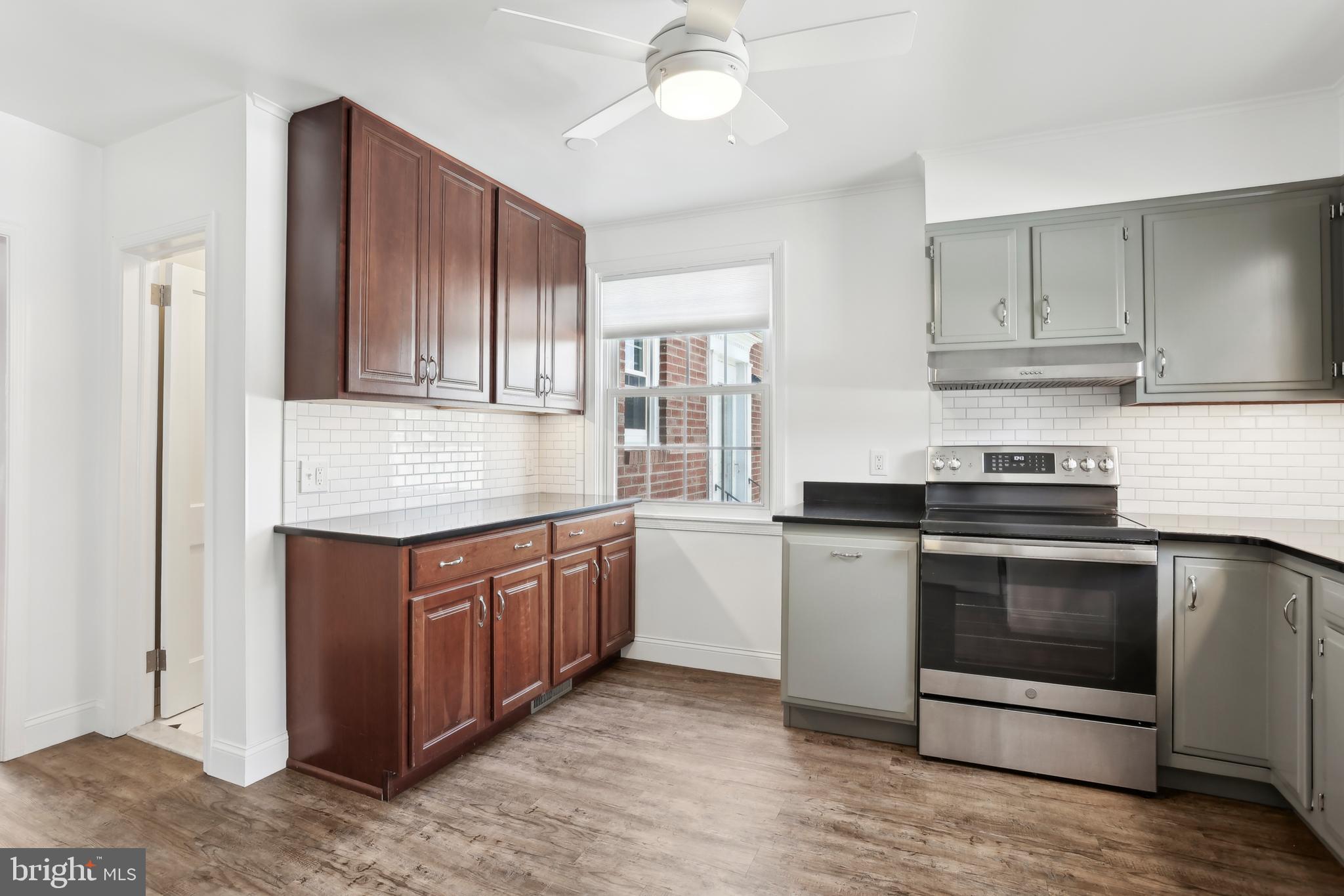 522 W Springfield Rd