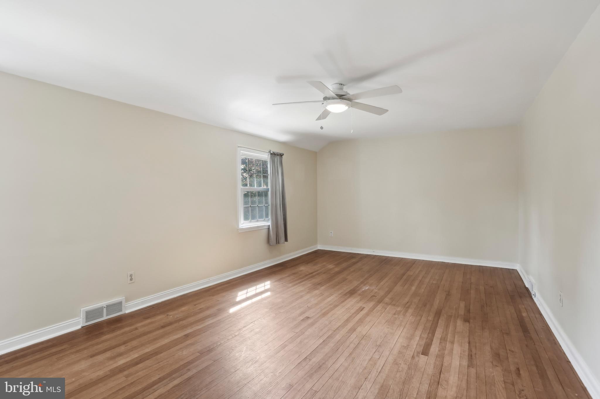 522 W Springfield Rd